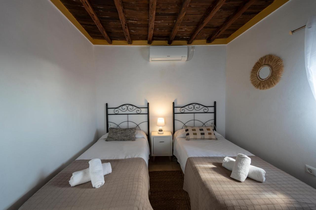 Villa Es Cubells Country & Sea Exterior photo